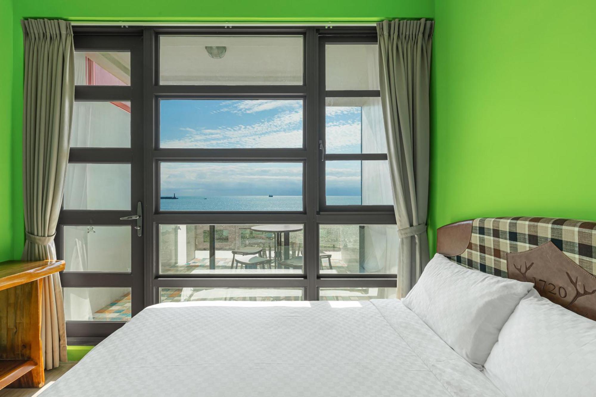 Hualien Unique Smart Stay With Sea View Екстер'єр фото